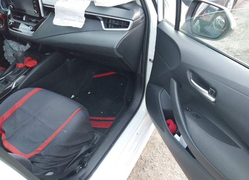 Photo 5 of 2020 Toyota Corolla LE (VIN 5YFEPRAE9LP006647)