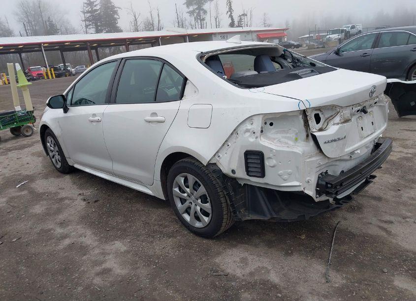 Photo 3 of 2020 Toyota Corolla LE (VIN 5YFEPRAE9LP030611)