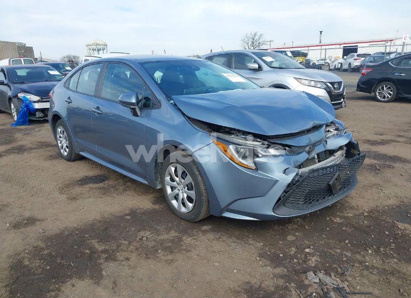 2020 Toyota Corolla LE (VIN 5YFEPRAE9LP079808) main photo