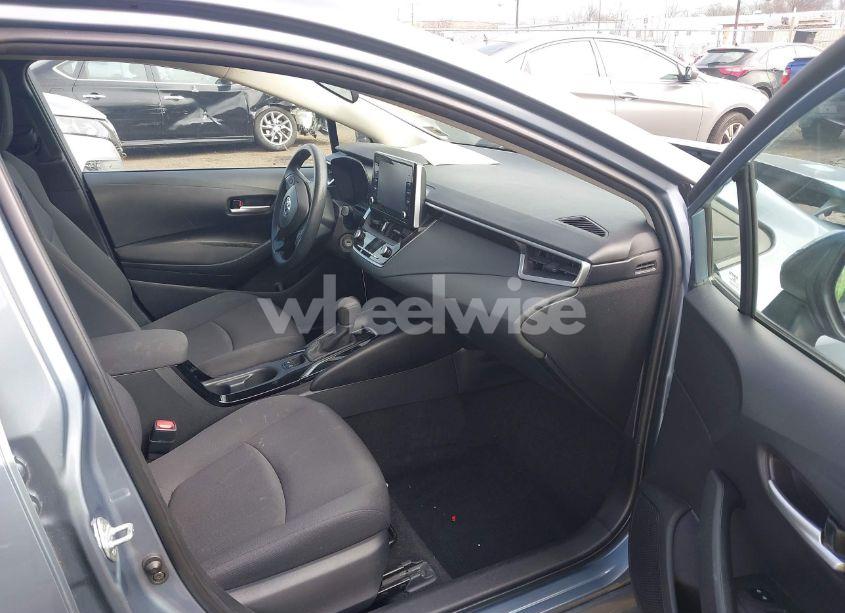 Photo 5 of 2020 Toyota Corolla LE (VIN 5YFEPRAE9LP079808)