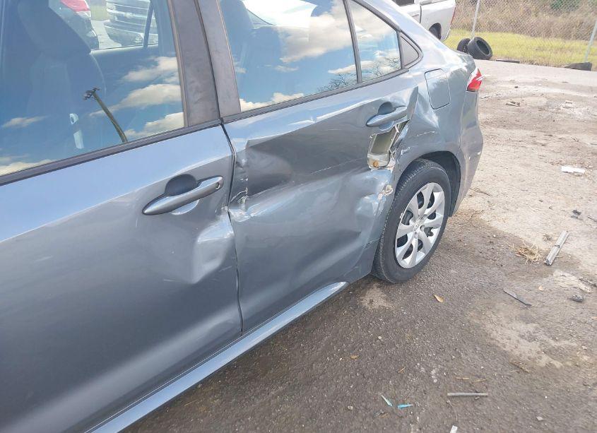 Photo 6 of 2020 Toyota Corolla LE (VIN 5YFEPRAE9LP091604)