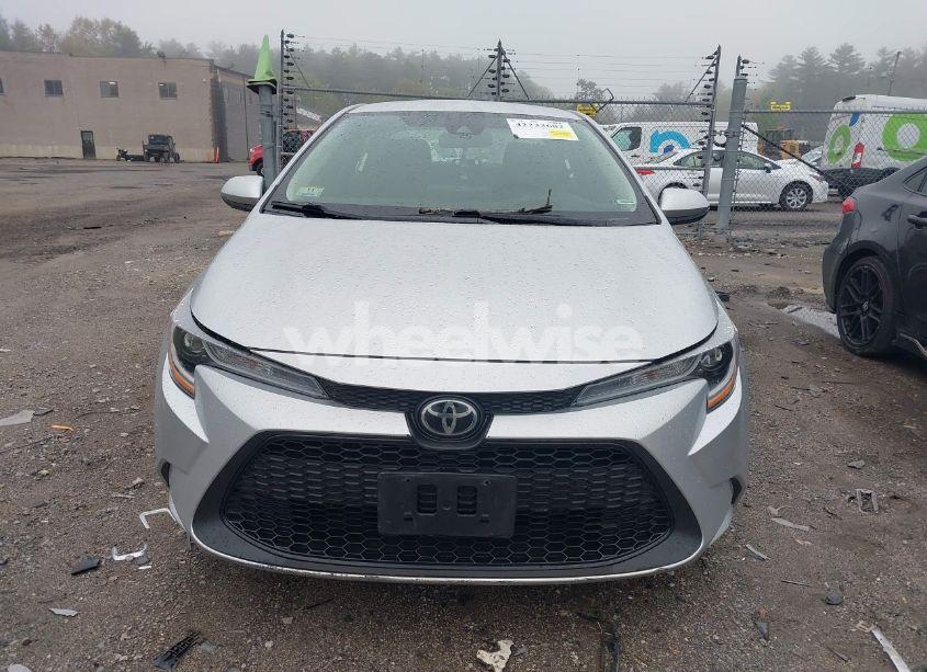 Photo 13 of 2020 Toyota Corolla LE (VIN 5YFEPRAE9LP095099)