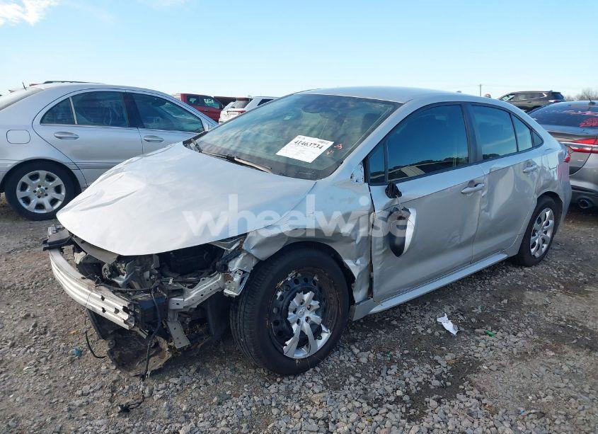 Photo 6 of 2020 Toyota Corolla LE (VIN 5YFEPRAE9LP128697)