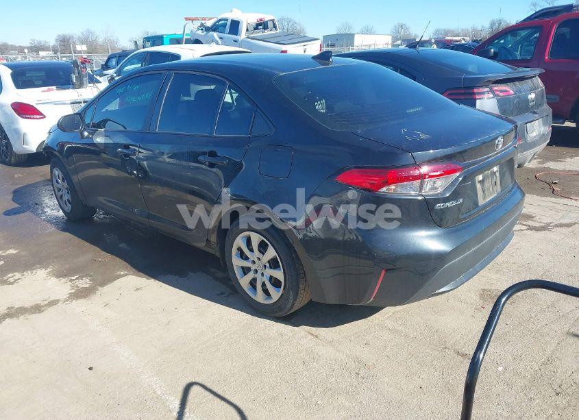 Photo 3 of 2020 Toyota Corolla LE (VIN 5YFEPRAE9LP130367)