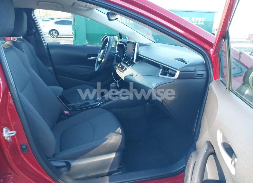 Photo 5 of 2020 Toyota Corolla LE (VIN 5YFEPRAEXLP022503)