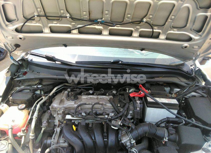 Photo 10 of 2020 Toyota Corolla LE (VIN 5YFEPRAEXLP025675)