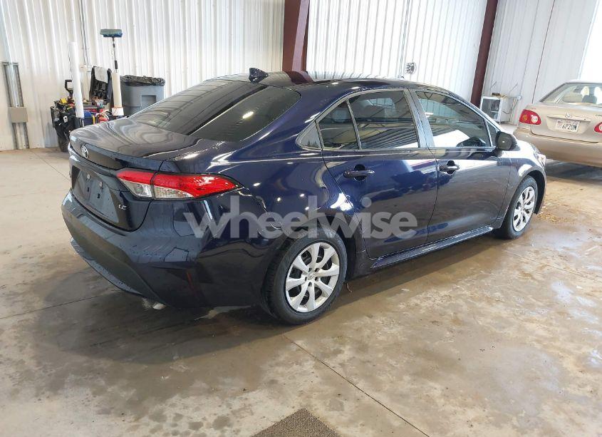 Photo 4 of 2020 Toyota Corolla LE (VIN 5YFEPRAEXLP030634)