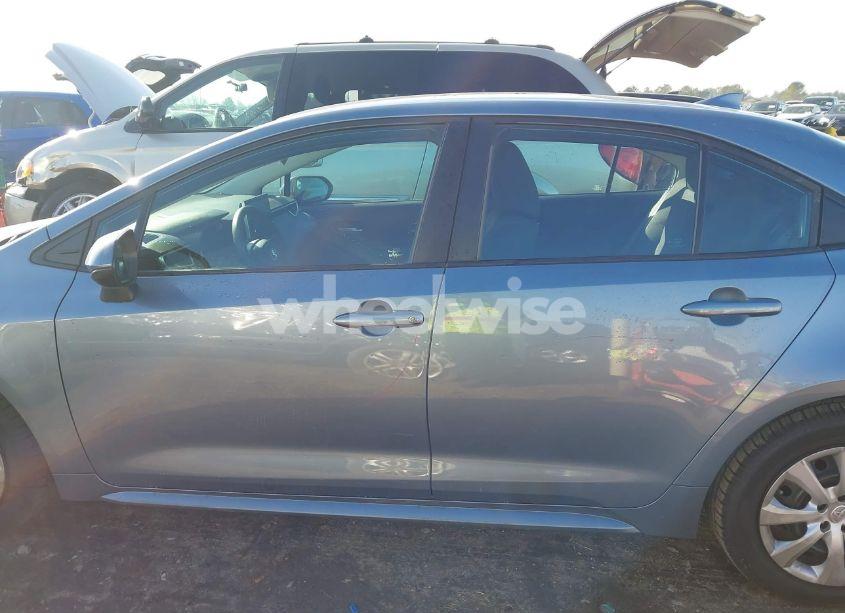 Photo 15 of 2020 Toyota Corolla LE (VIN 5YFEPRAEXLP044940)