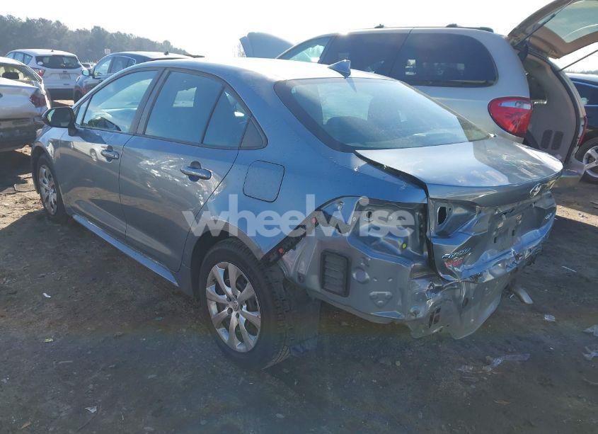 Photo 3 of 2020 Toyota Corolla LE (VIN 5YFEPRAEXLP044940)