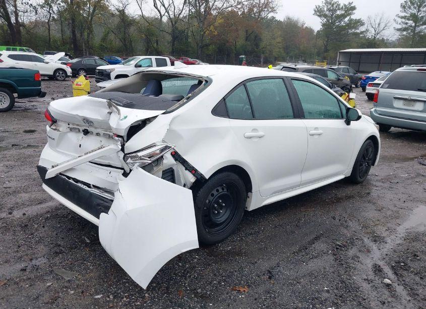 Photo 4 of 2020 Toyota Corolla LE (VIN 5YFEPRAEXLP049491)