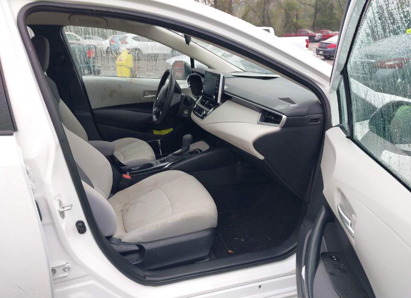 Photo 5 of 2020 Toyota Corolla LE (VIN 5YFEPRAEXLP049491)