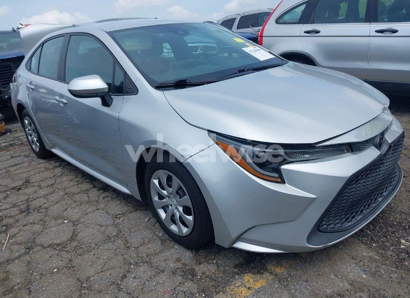 2020 Toyota Corolla LE (VIN 5YFEPRAEXLP054593) main photo