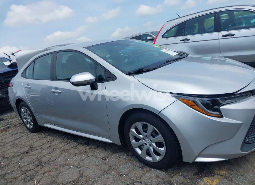 Photo 13 of 2020 Toyota Corolla LE (VIN 5YFEPRAEXLP054593)