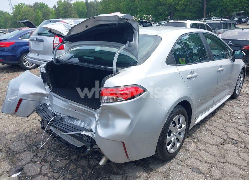 Photo 4 of 2020 Toyota Corolla LE (VIN 5YFEPRAEXLP054593)