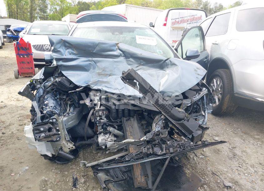 Photo 6 of 2020 Toyota Corolla LE (VIN 5YFEPRAEXLP056876)