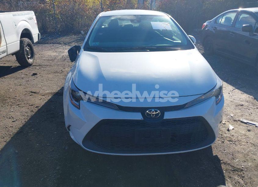 Photo 12 of 2020 Toyota Corolla LE (VIN 5YFEPRAEXLP061785)