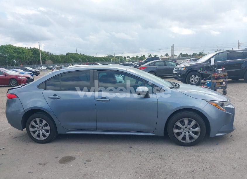 Photo 13 of 2020 Toyota Corolla LE (VIN 5YFEPRAEXLP083267)