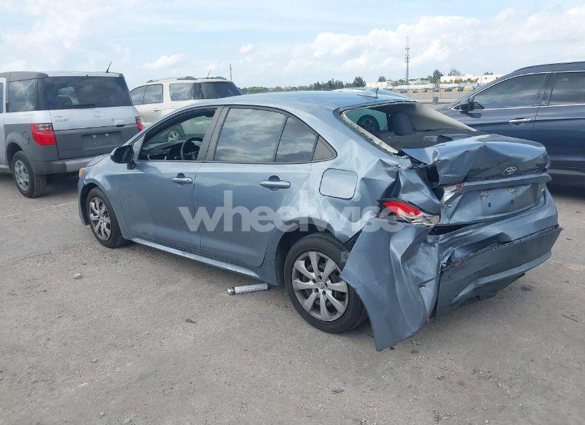 Photo 3 of 2020 Toyota Corolla LE (VIN 5YFEPRAEXLP083267)