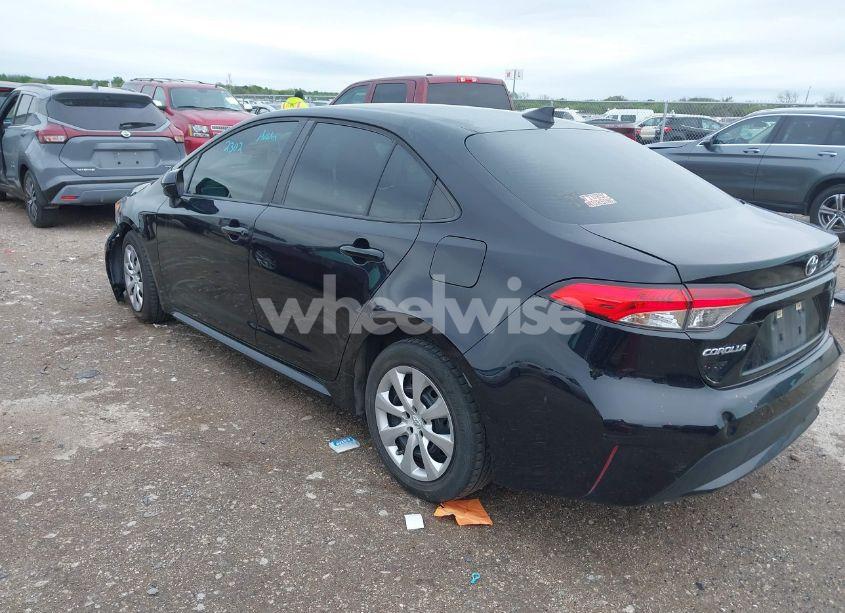 Photo 3 of 2020 Toyota Corolla LE (VIN 5YFEPRAEXLP094270)