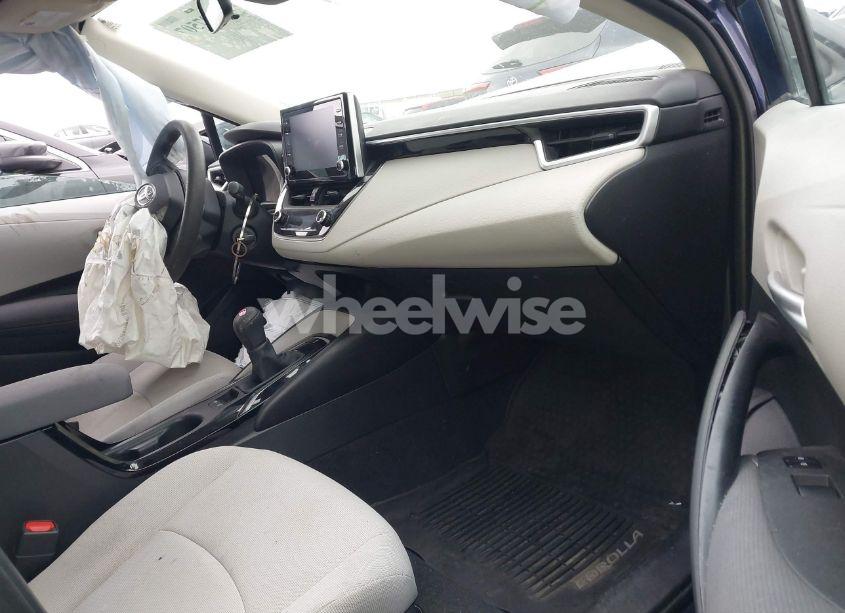 Photo 5 of 2020 Toyota Corolla LE (VIN 5YFEPRAEXLP096357)