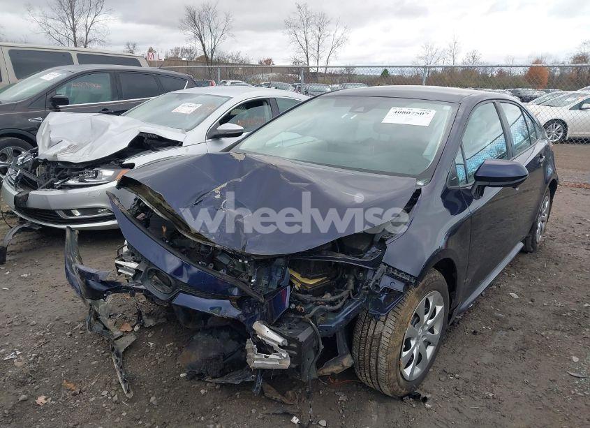 Photo 6 of 2020 Toyota Corolla LE (VIN 5YFEPRAEXLP096357)