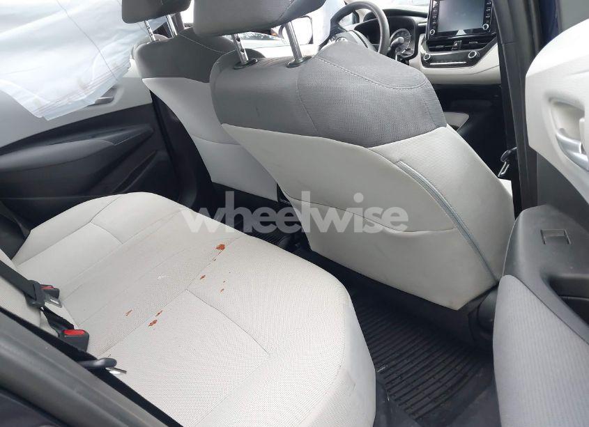 Photo 8 of 2020 Toyota Corolla LE (VIN 5YFEPRAEXLP096357)