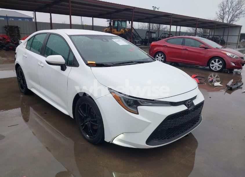 2020 Toyota Corolla LE (VIN 5YFEPRAEXLP097623) main photo