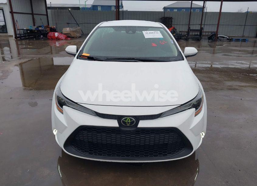 Photo 13 of 2020 Toyota Corolla LE (VIN 5YFEPRAEXLP097623)