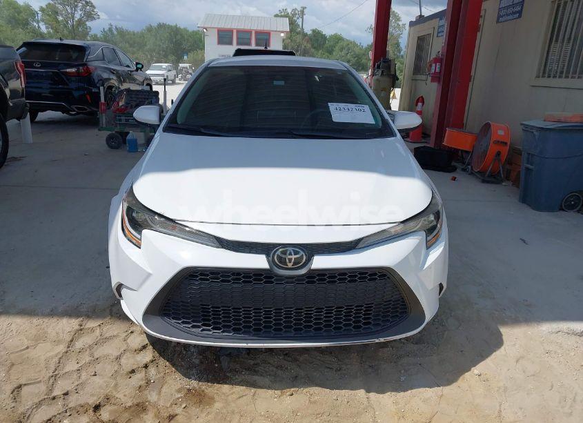 Photo 12 of 2020 Toyota Corolla LE (VIN 5YFEPRAEXLP101119)