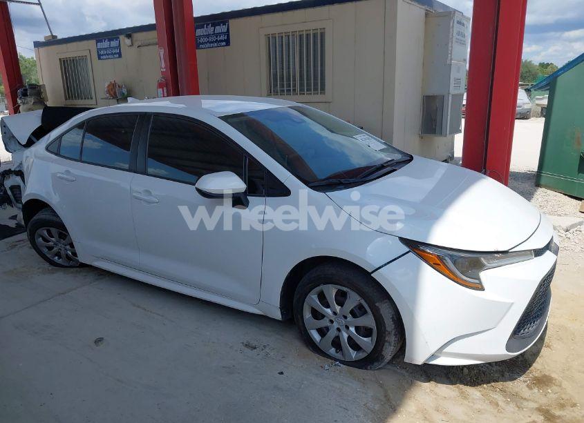 Photo 13 of 2020 Toyota Corolla LE (VIN 5YFEPRAEXLP101119)