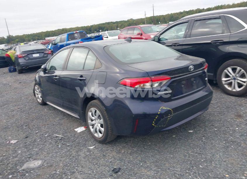 Photo 3 of 2020 Toyota Corolla LE (VIN 5YFEPRAEXLP116400)