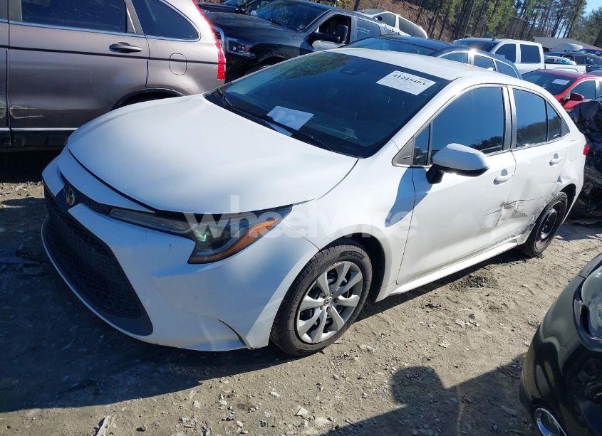 Photo 2 of 2020 Toyota Corolla LE (VIN 5YFEPRAEXLP118082)