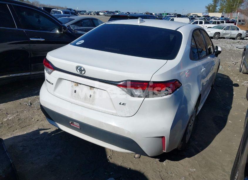 Photo 4 of 2020 Toyota Corolla LE (VIN 5YFEPRAEXLP118082)