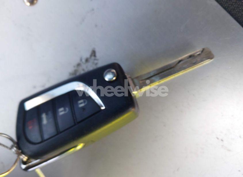 Photo 11 of 2020 Toyota Corolla LE (VIN 5YFEPRAEXLP125579)