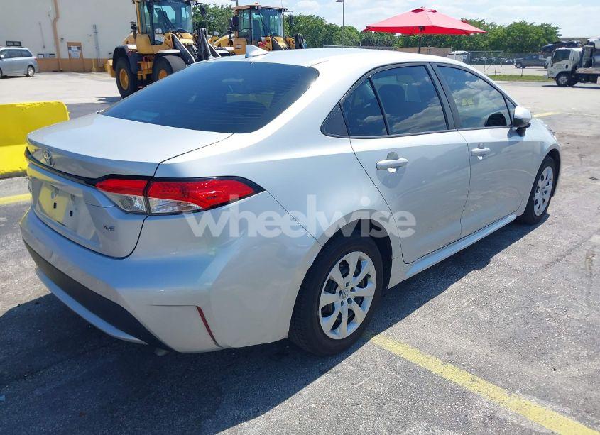 Photo 4 of 2020 Toyota Corolla LE (VIN 5YFEPRAEXLP125579)