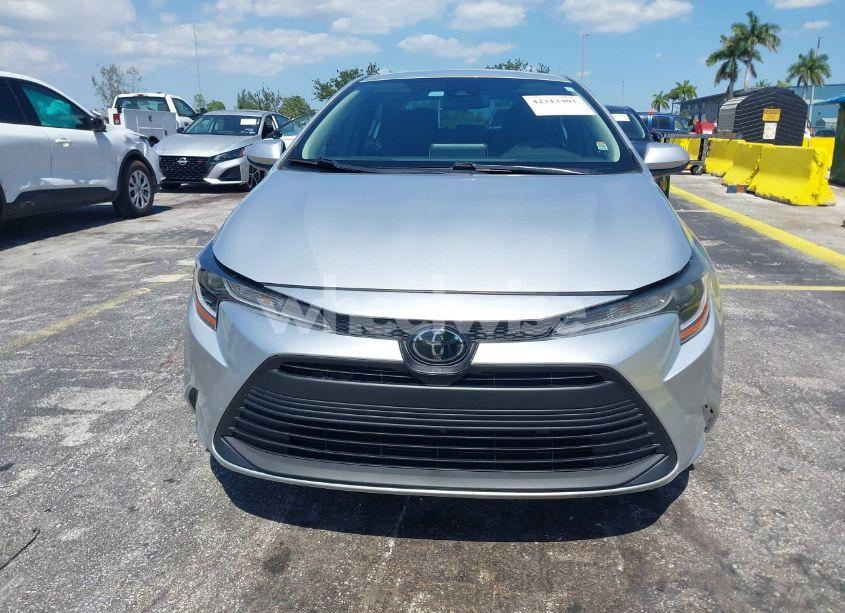 Photo 6 of 2020 Toyota Corolla LE (VIN 5YFEPRAEXLP125579)