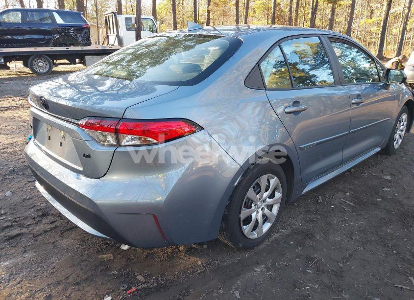 Photo 4 of 2020 Toyota Corolla LE (VIN 5YFEPRAEXLP133343)