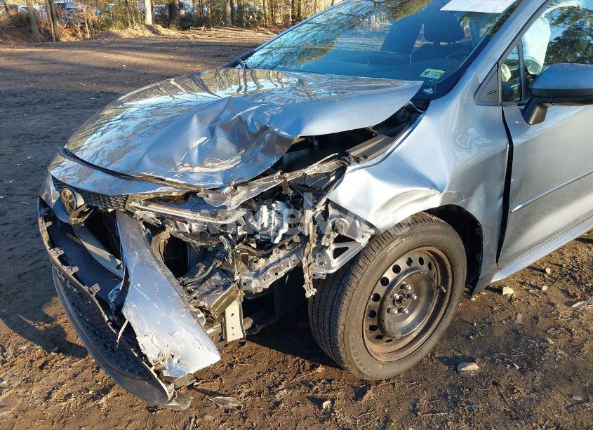 Photo 6 of 2020 Toyota Corolla LE (VIN 5YFEPRAEXLP133343)