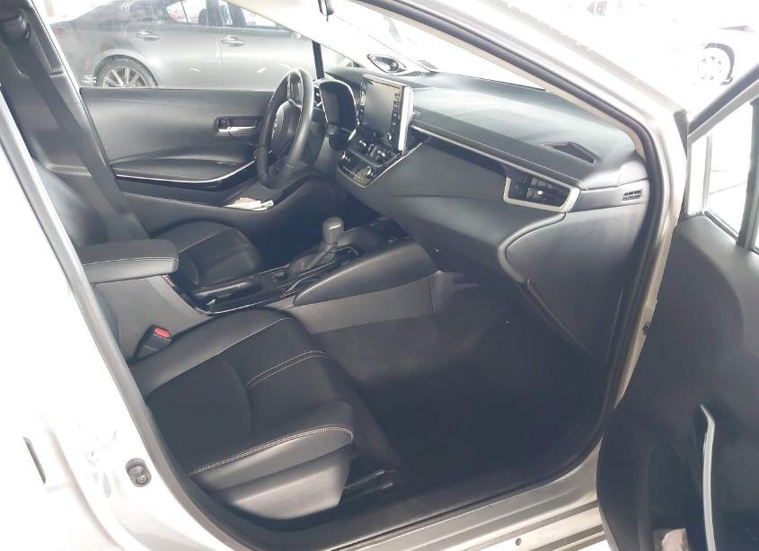 Photo 5 of 2021 Toyota Corolla XLE (VIN 5YFFPMAE1MP201635)