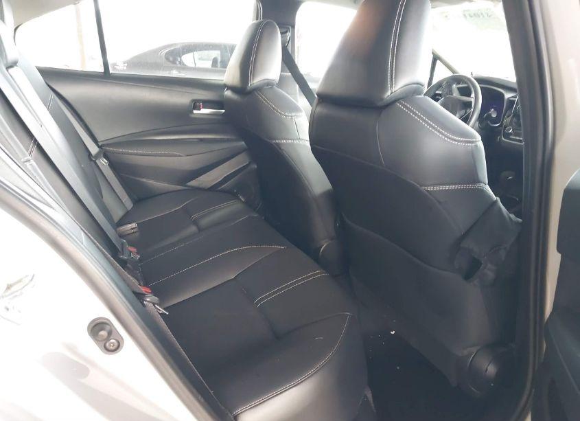 Photo 8 of 2021 Toyota Corolla XLE (VIN 5YFFPMAE1MP201635)