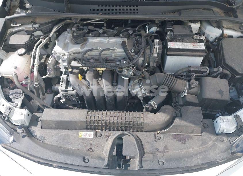 Photo 10 of 2022 Toyota Corolla XLE (VIN 5YFFPMAE2NP315127)