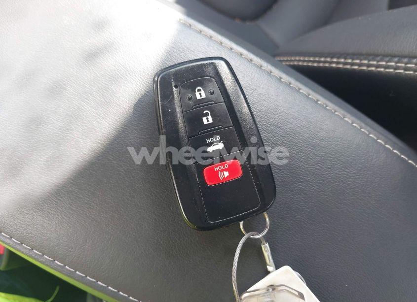 Photo 11 of 2022 Toyota Corolla XLE (VIN 5YFFPMAE2NP315127)