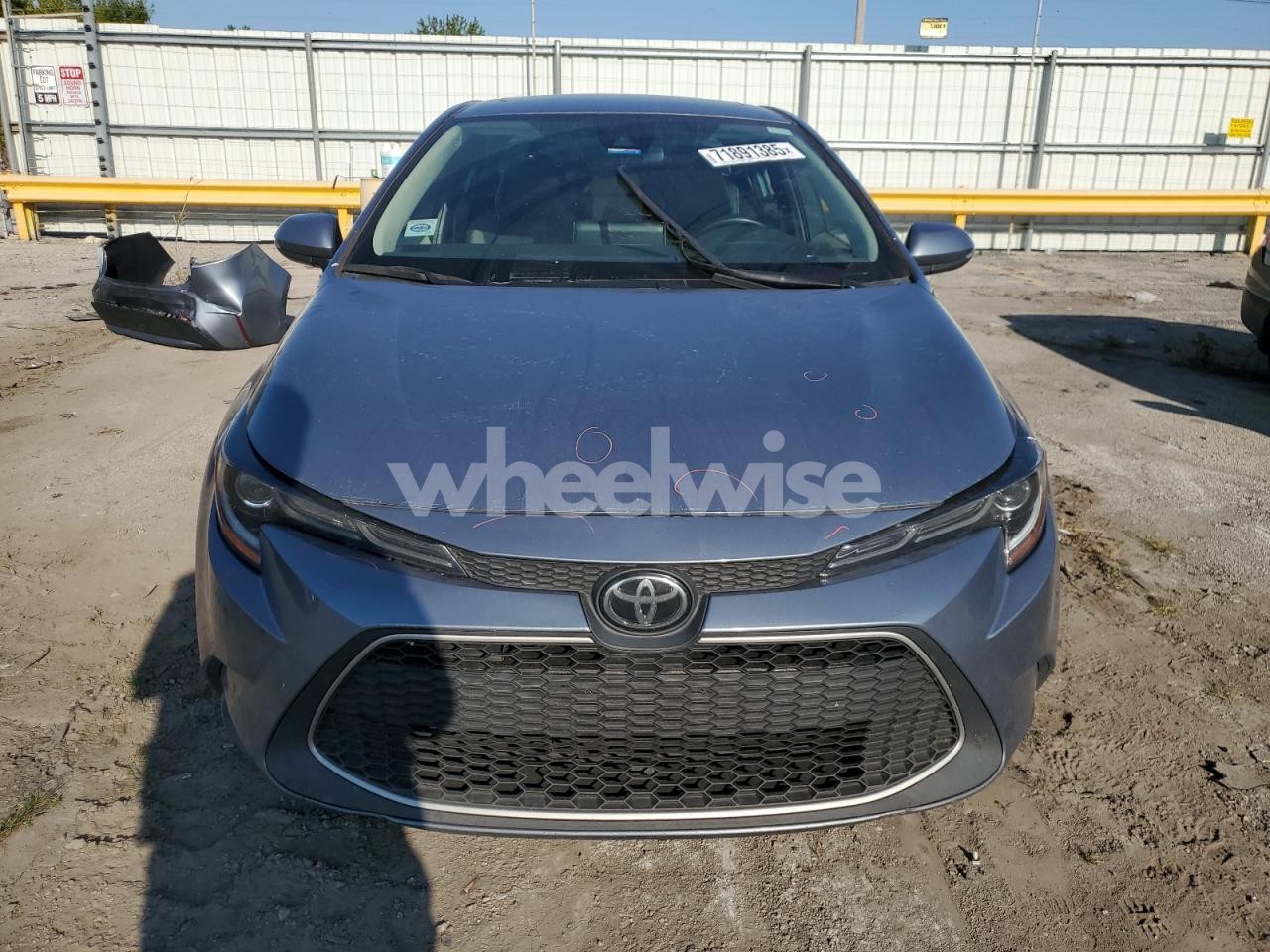 Photo 5 of 2021 TOYOTA COROLLA XLE (VIN 5YFFPMAE5MP227395)