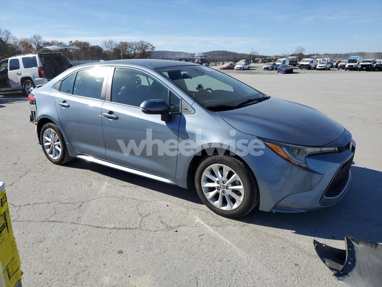 Photo 4 of 2022 TOYOTA COROLLA XLE (VIN 5YFFPMAE6NP325949)