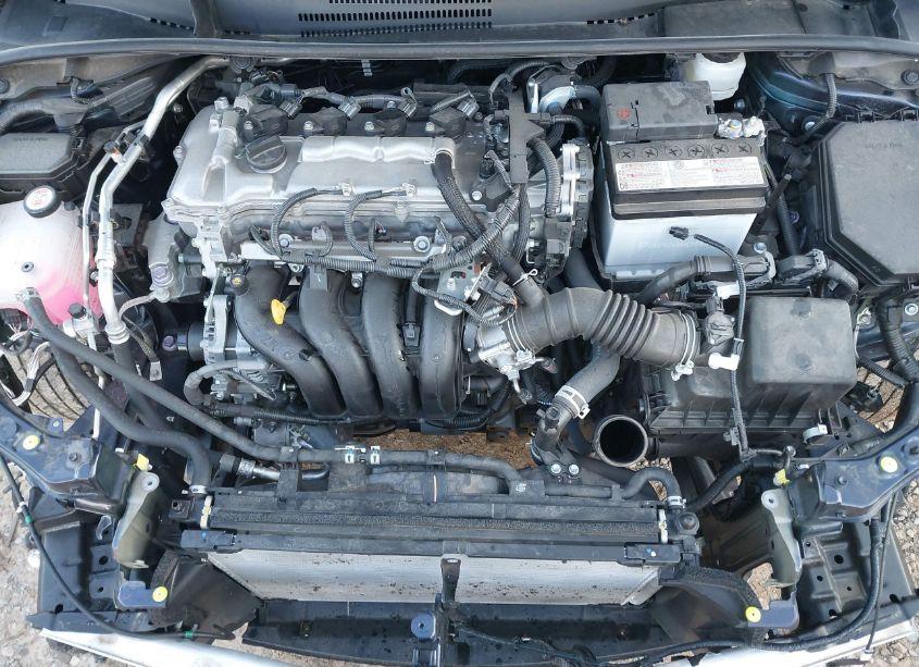 Photo 10 of 2022 Toyota Corolla XLE (VIN 5YFFPMAE8NP378149)