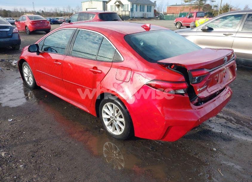 Photo 3 of 2021 Toyota Corolla XLE (VIN 5YFFPMAE9MP194966)