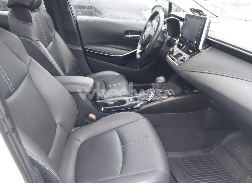 Photo 5 of 2020 Toyota Corolla XLE (VIN 5YFFPRAE2LP048324)