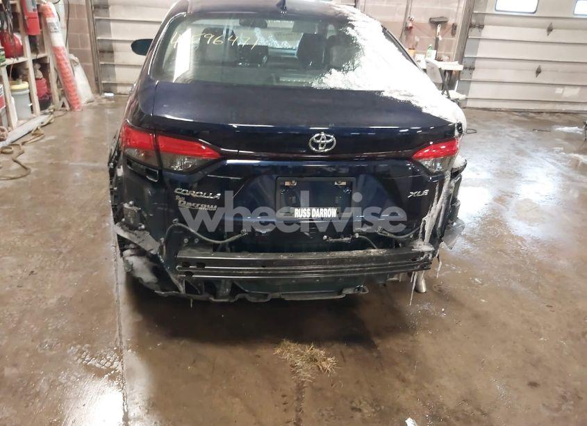 Photo 6 of 2020 Toyota Corolla XLE (VIN 5YFFPRAE7LP050098)