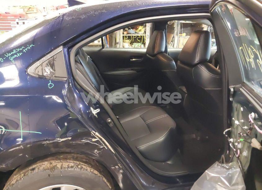 Photo 8 of 2020 Toyota Corolla XLE (VIN 5YFFPRAE7LP050098)