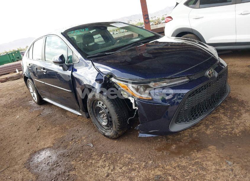 2022 Toyota Corolla LE (VIN 5YFHPMAE8NP334547) main photo